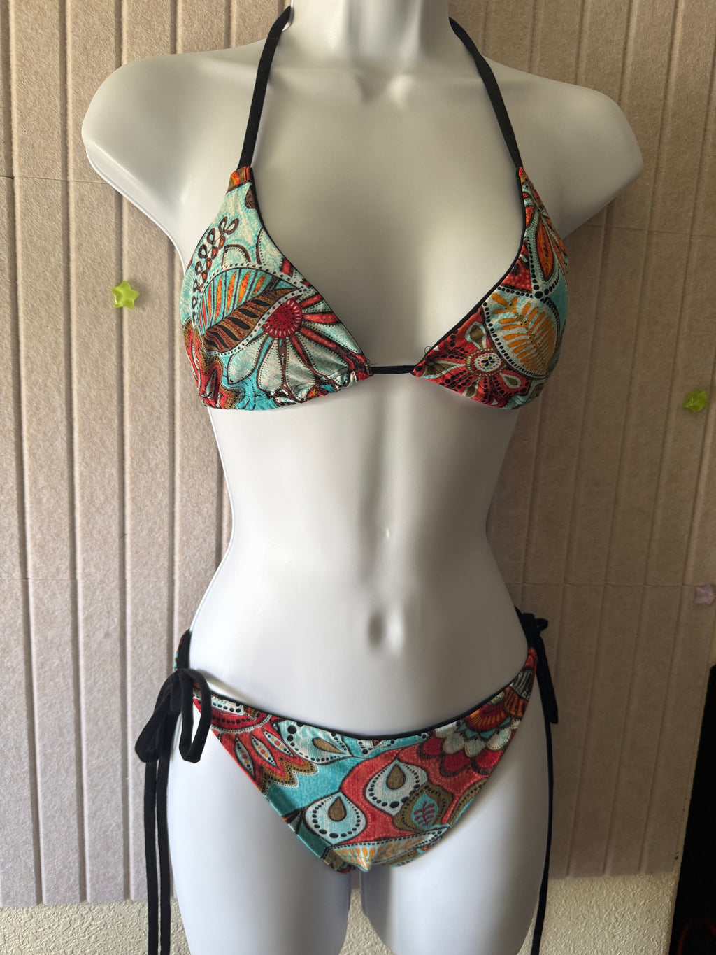 M top, L bottom Tropical Orange